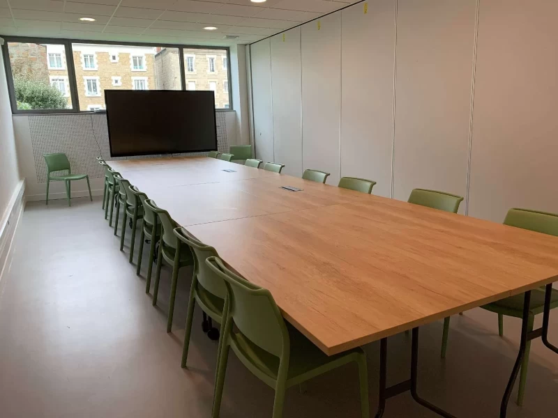 Salle de réunion  idéal pour votre activité professionnelle à Brive-la-Gaillarde