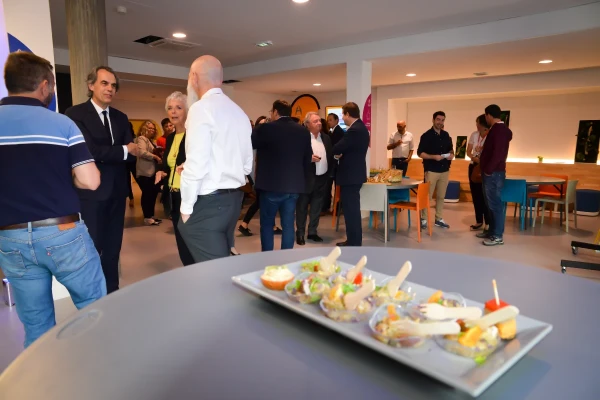 Salle de réunion  idéal pour votre activité professionnelle à Brive-la-Gaillarde