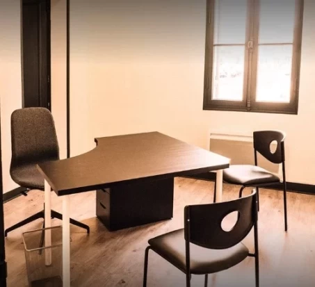 Salle de réunion  idéal pour votre activité professionnelle à Castillon-la-Bataille