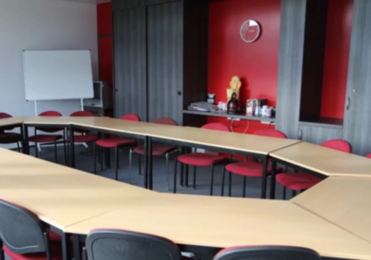 Salle de réunion  idéal pour votre activité professionnelle à Changé