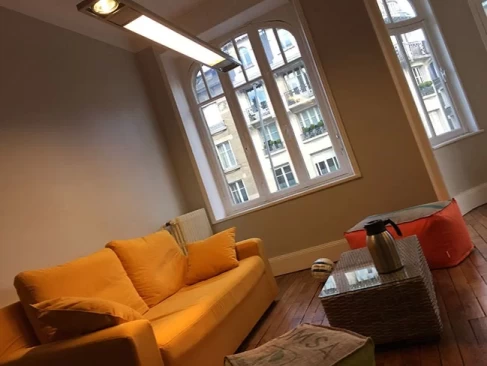 Bureau fermé  idéal pour votre activité professionnelle à Charleville-Mézières