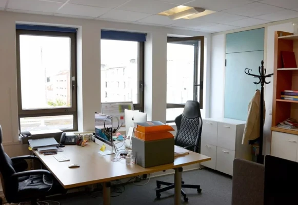 Bureau fermé  idéal pour votre activité professionnelle à Clichy