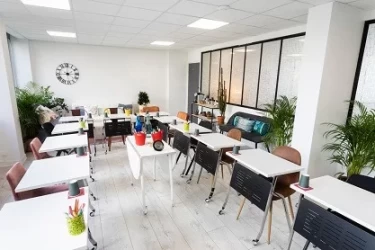 Salle de réunion  idéal pour votre activité professionnelle à Clichy