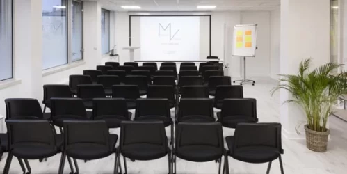 Salle de réunion  idéal pour votre activité professionnelle à Clichy
