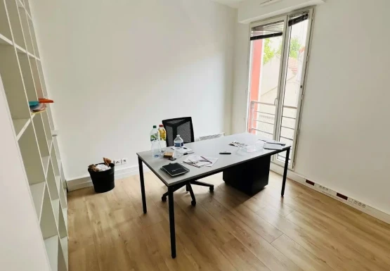 Bureau fermé  idéal pour votre activité professionnelle à Colombes
