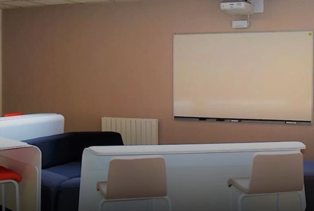 Bureau fermé  idéal pour votre activité professionnelle à Créteil
