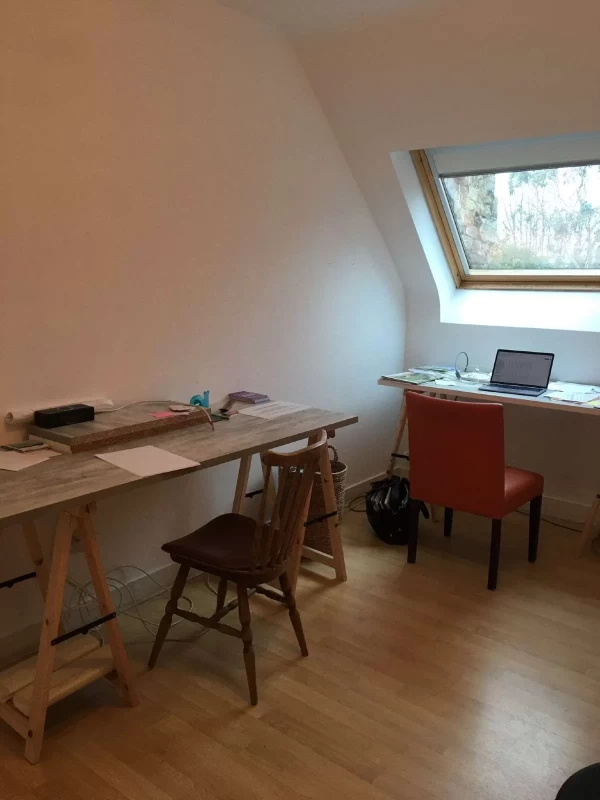 Bureau fermé  idéal pour votre activité professionnelle à Crozon