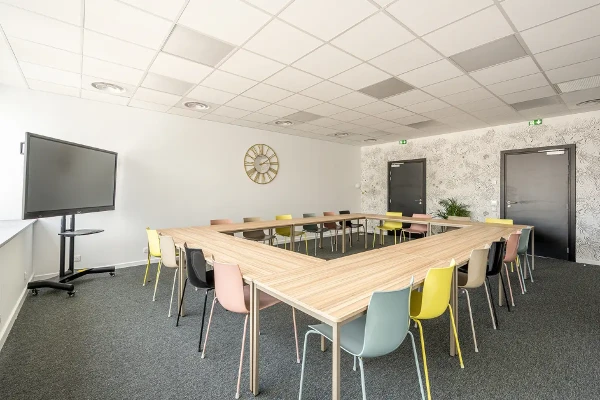 Salle de réunion  idéal pour votre activité professionnelle à Dijon
