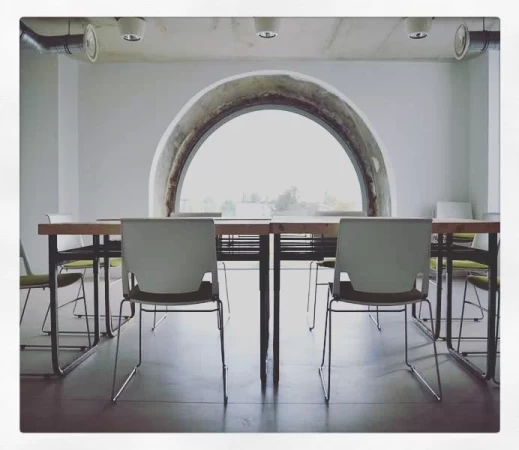 Salle de réunion  idéal pour votre activité professionnelle à Dunkerque