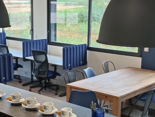 Espaces de coworking  idéal pour votre activité professionnelle à Éguilles