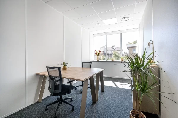 Bureau fermé  idéal pour votre activité professionnelle à Élancourt