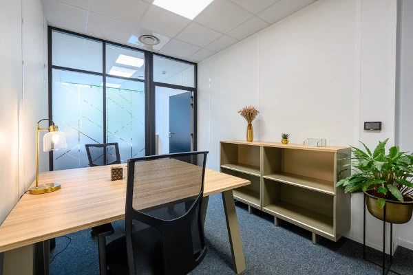 Bureau fermé  idéal pour votre activité professionnelle à Élancourt
