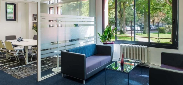 Salle de réunion  idéal pour votre activité professionnelle à Fontainebleau