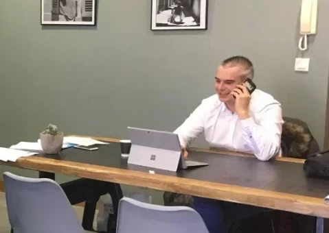 Bureau fermé  idéal pour votre activité professionnelle à Fréjus
