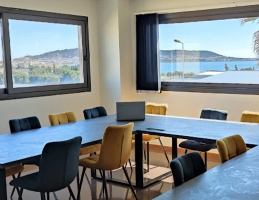 Bureau fermé  idéal pour votre activité professionnelle à Frontignan