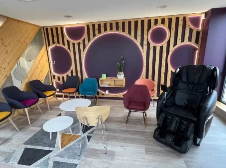 Plateau privé  idéal pour votre activité professionnelle à Guyancourt