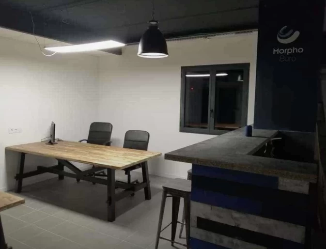Salle de réunion  idéal pour votre activité professionnelle à La Ciotat