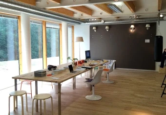 Salle de réunion  idéal pour votre activité professionnelle à La Mézière