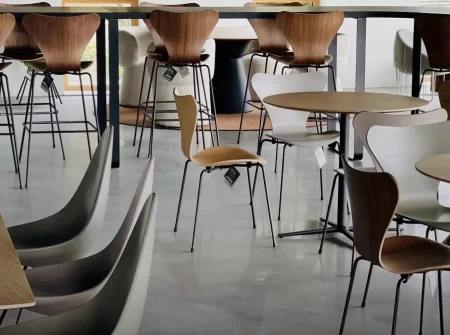 Bureau fermé  idéal pour votre activité professionnelle à La Mézière