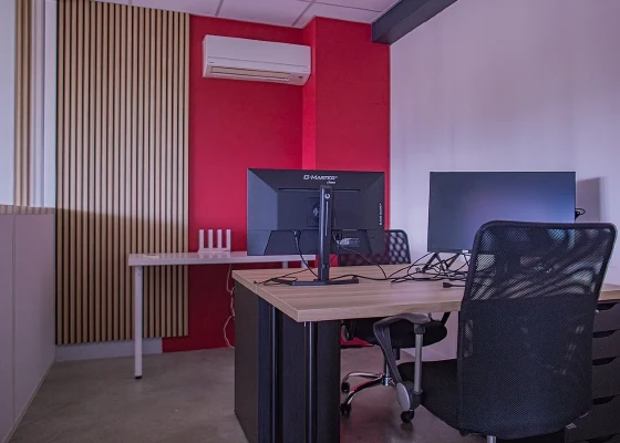 Bureau fermé  idéal pour votre activité professionnelle à La Rochelle