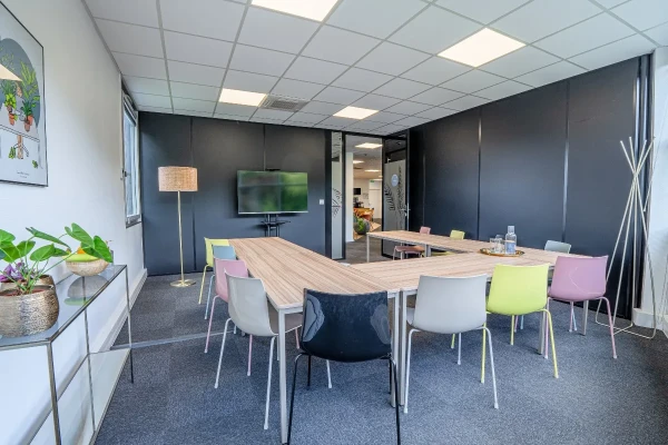 Salle de réunion  idéal pour votre activité professionnelle à Lambersart