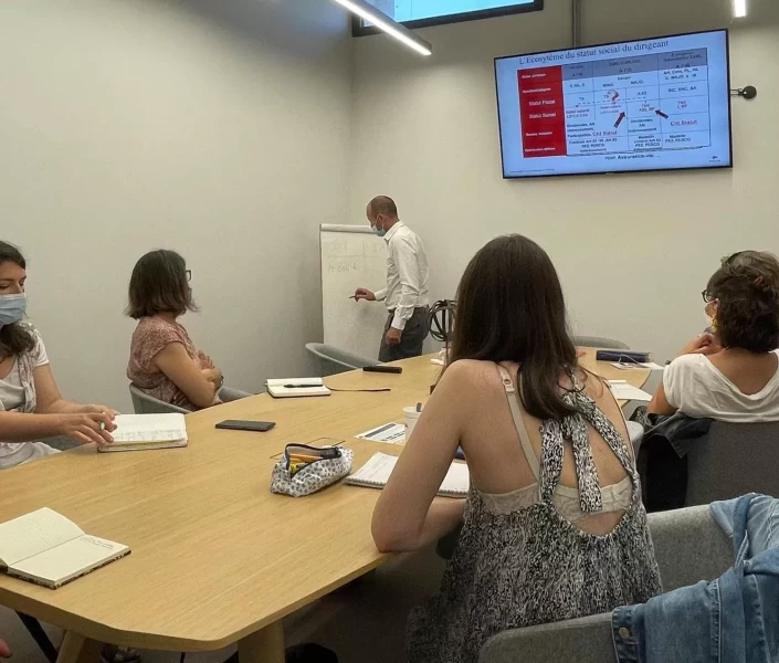 Salle de réunion  idéal pour votre activité professionnelle à Lannion