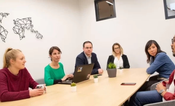 Salle de réunion  idéal pour votre activité professionnelle à Lannion