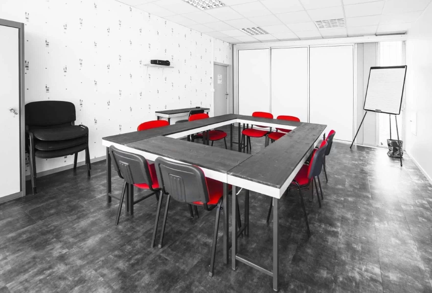 Salle de réunion  idéal pour votre activité professionnelle à Le Bouscat