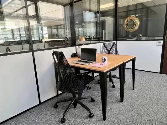 Bureau fermé  idéal pour votre activité professionnelle à Le Haillan
