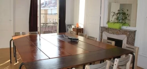 Salle de réunion  idéal pour votre activité professionnelle à Le Puy-en-Velay