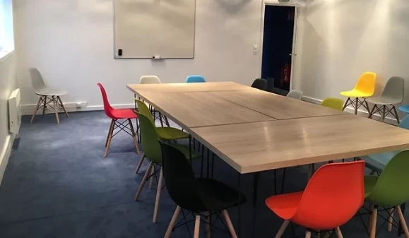 Salle de réunion  idéal pour votre activité professionnelle à Le Puy-en-Velay