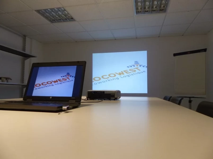 Bureau fermé  idéal pour votre activité professionnelle à Les Sorinières