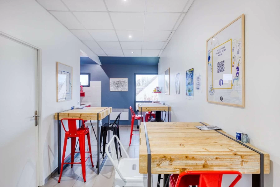 Salle de réunion  idéal pour votre activité professionnelle à Lieusaint