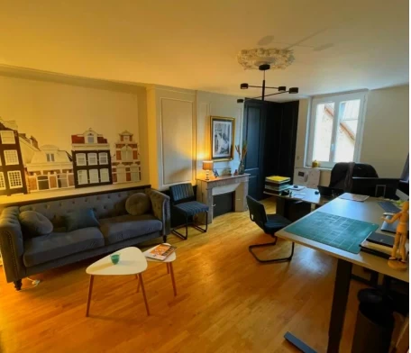 Bureau fermé  idéal pour votre activité professionnelle à Limoges