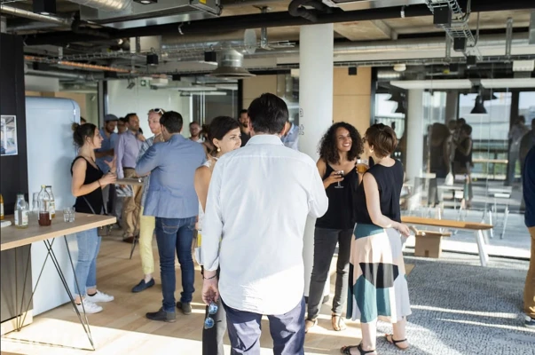Salle de réunion  idéal pour votre activité professionnelle à Lyon