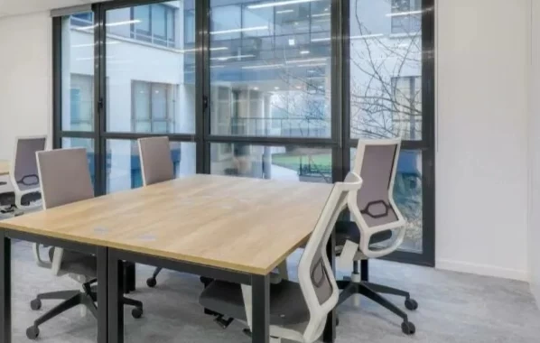 Bureau fermé  idéal pour votre activité professionnelle à Maisons-Alfort