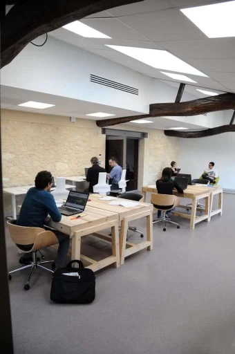 Espaces de coworking  idéal pour votre activité professionnelle à Marsas