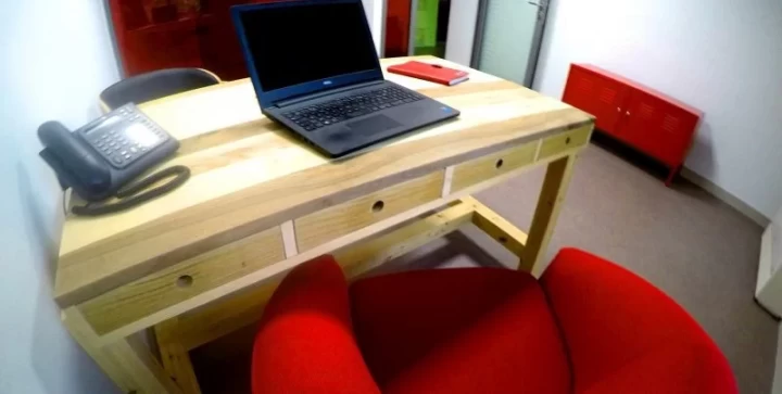 Bureau fermé  idéal pour votre activité professionnelle à Marsas