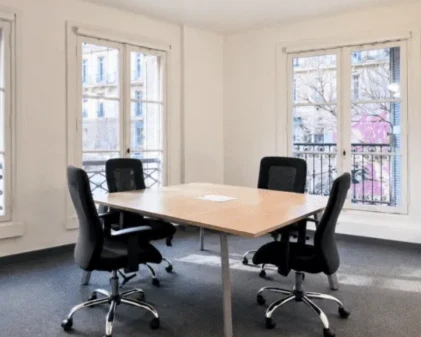 Plateau privé  idéal pour votre activité professionnelle à Marseille 1