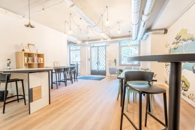 Bureau fermé  idéal pour votre activité professionnelle à Marseille 7e Arrondissement