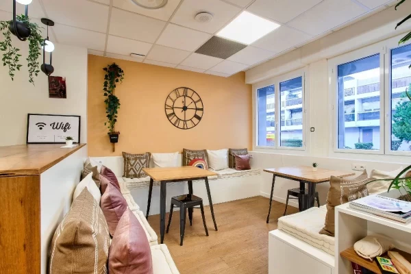 Bureau fermé  idéal pour votre activité professionnelle à Marseille