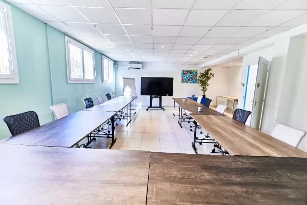 Salle de réunion  idéal pour votre activité professionnelle à Marseille