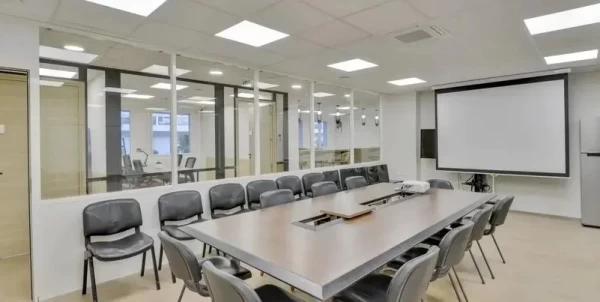Bureau fermé  idéal pour votre activité professionnelle à Marseille