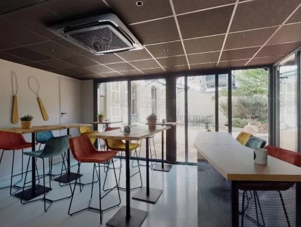 Bureau fermé  idéal pour votre activité professionnelle à Marseille