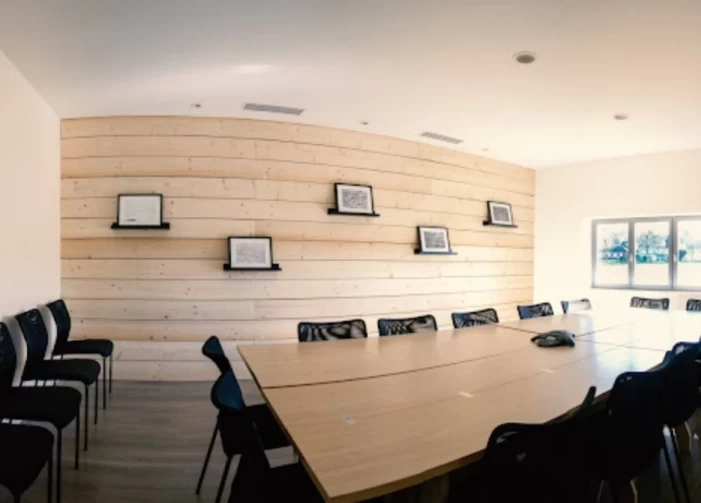 Espaces de coworking  idéal pour votre activité professionnelle à Méré