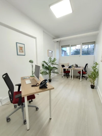 Bureau fermé  idéal pour votre activité professionnelle à Montreuil
