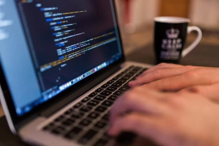 Bureau fermé  idéal pour votre activité professionnelle à Mornant