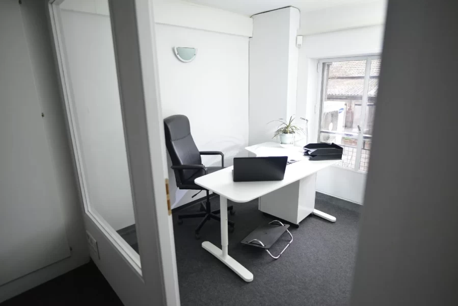 Bureau fermé  idéal pour votre activité professionnelle à Mulhouse