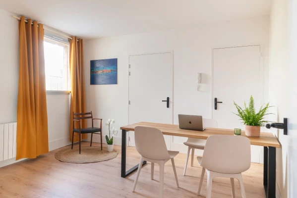 Bureau fermé  idéal pour votre activité professionnelle à Nantes