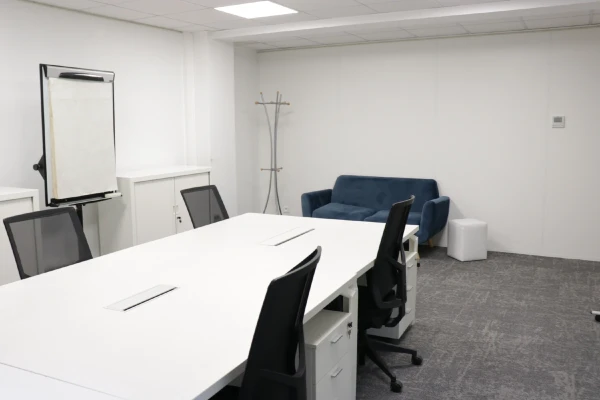 Bureau fermé  idéal pour votre activité professionnelle à Nantes